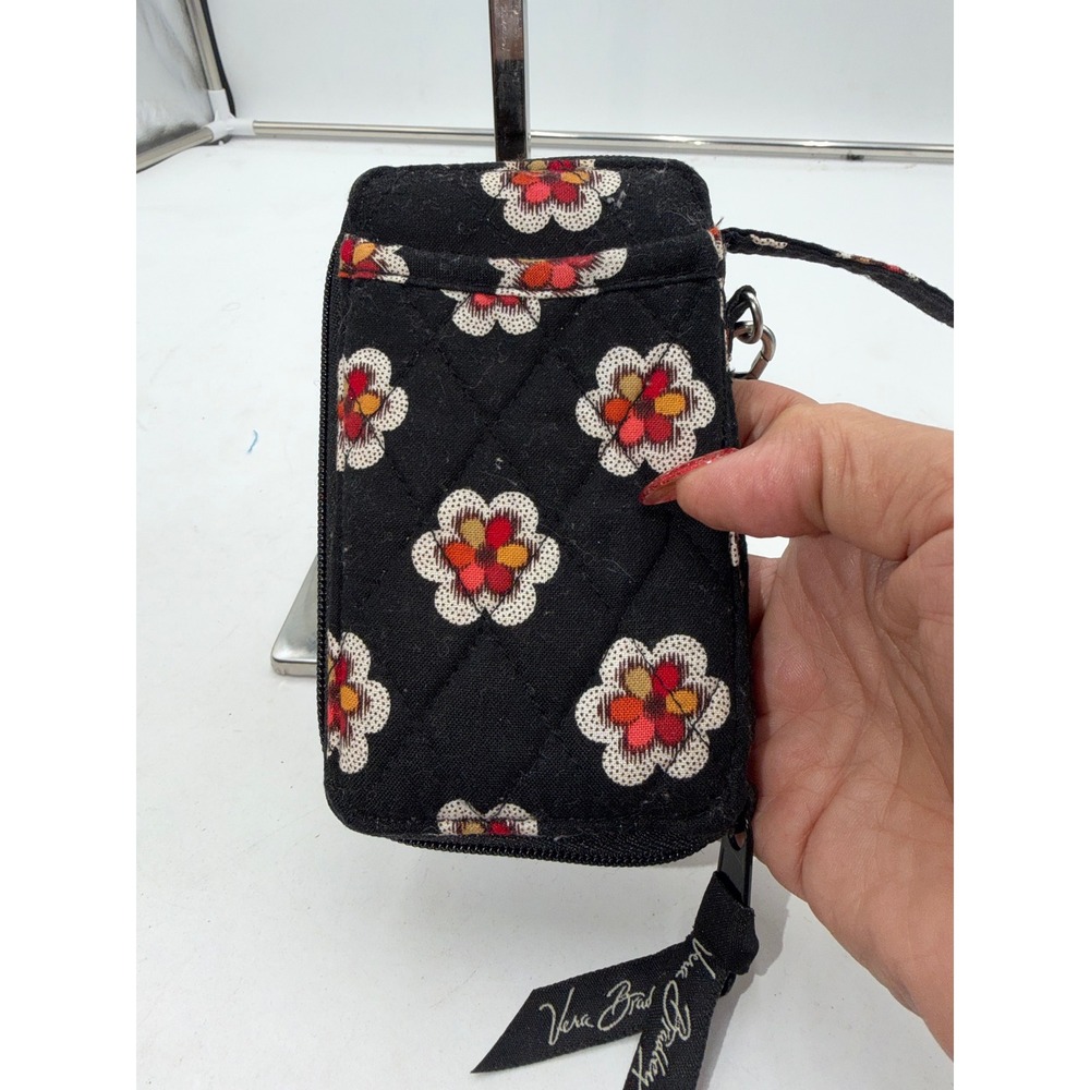 Vera Bradley Pinwheel Floral Zip Around Smartphone Wristlet Wallet Retired - Picture 3 of 5